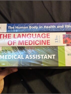 Bundle: Medical Textbooks - Blue, White, Green Covers